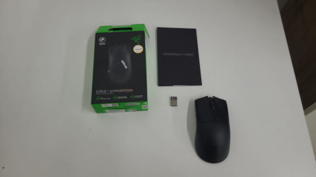 Razer Viper V3 Hyperspeed RZ01-04910100-R3M1 6 Tuş 30000 DPI Optik Gaming (Oyuncu) Mouse (OUTLET)