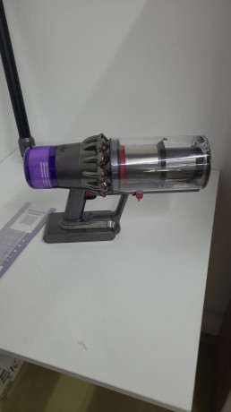 Dyson V11 Total Clean Dikey Şarjlı Süpürge (OUTLET)