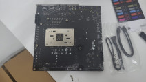 MSI B650M PROJECT ZERO AM5 DDR5 7600MHZ(OUTLET)