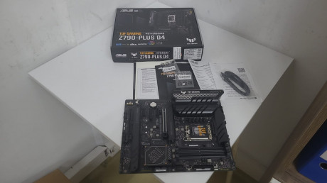 ASUS TUF GAMING Z790-PLUS D4 M.2 ATX 1700(OUTLET)